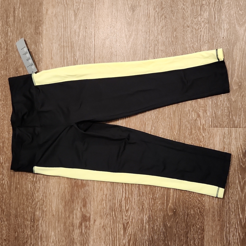 Ideology Colorblocked Cropped Barbell Lime Leggings